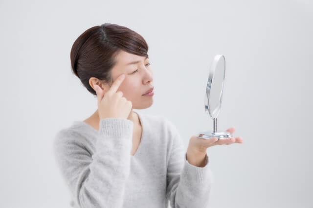 目元の「老け」に見られる変化